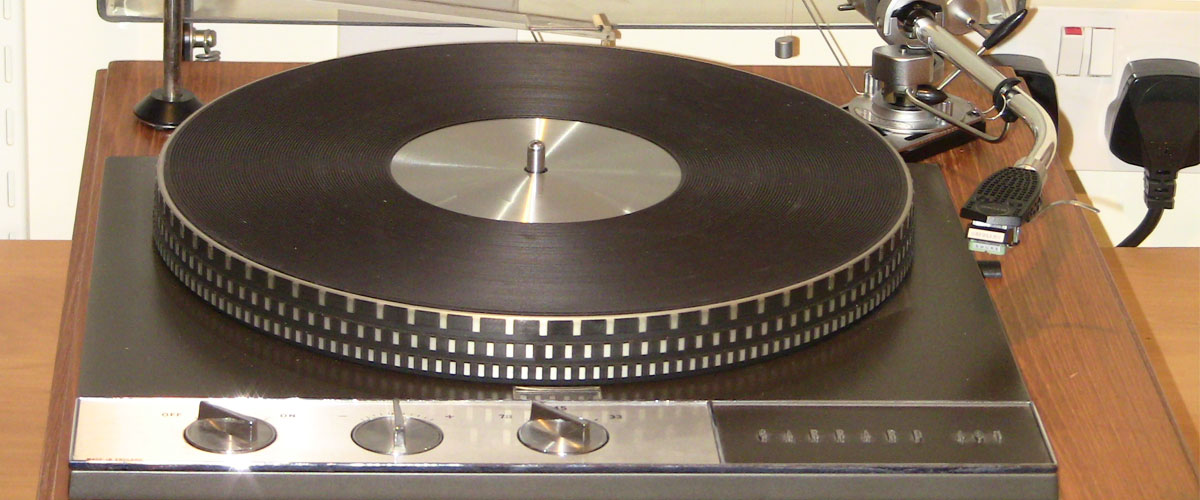 vintage turntables