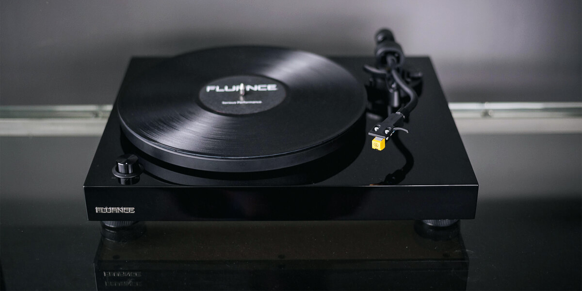 Best Record Players Under $200 [Reviewed and Tested]
